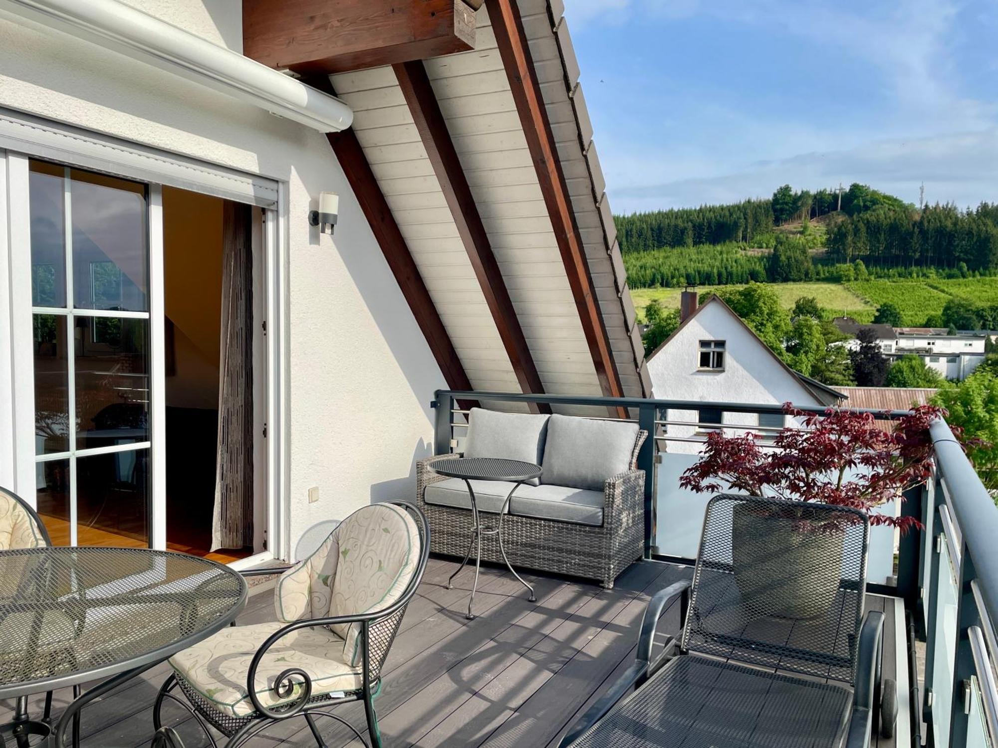 Moderne Ferienwohnung Mit Sonnenbalkon In Fretter Finnentrop Exterior foto