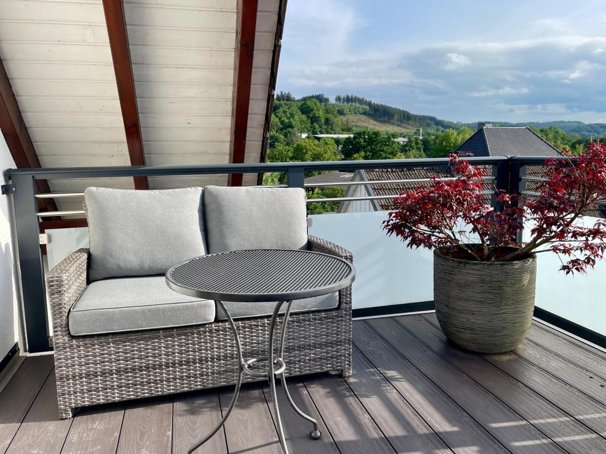 Moderne Ferienwohnung Mit Sonnenbalkon In Fretter Finnentrop Exterior foto